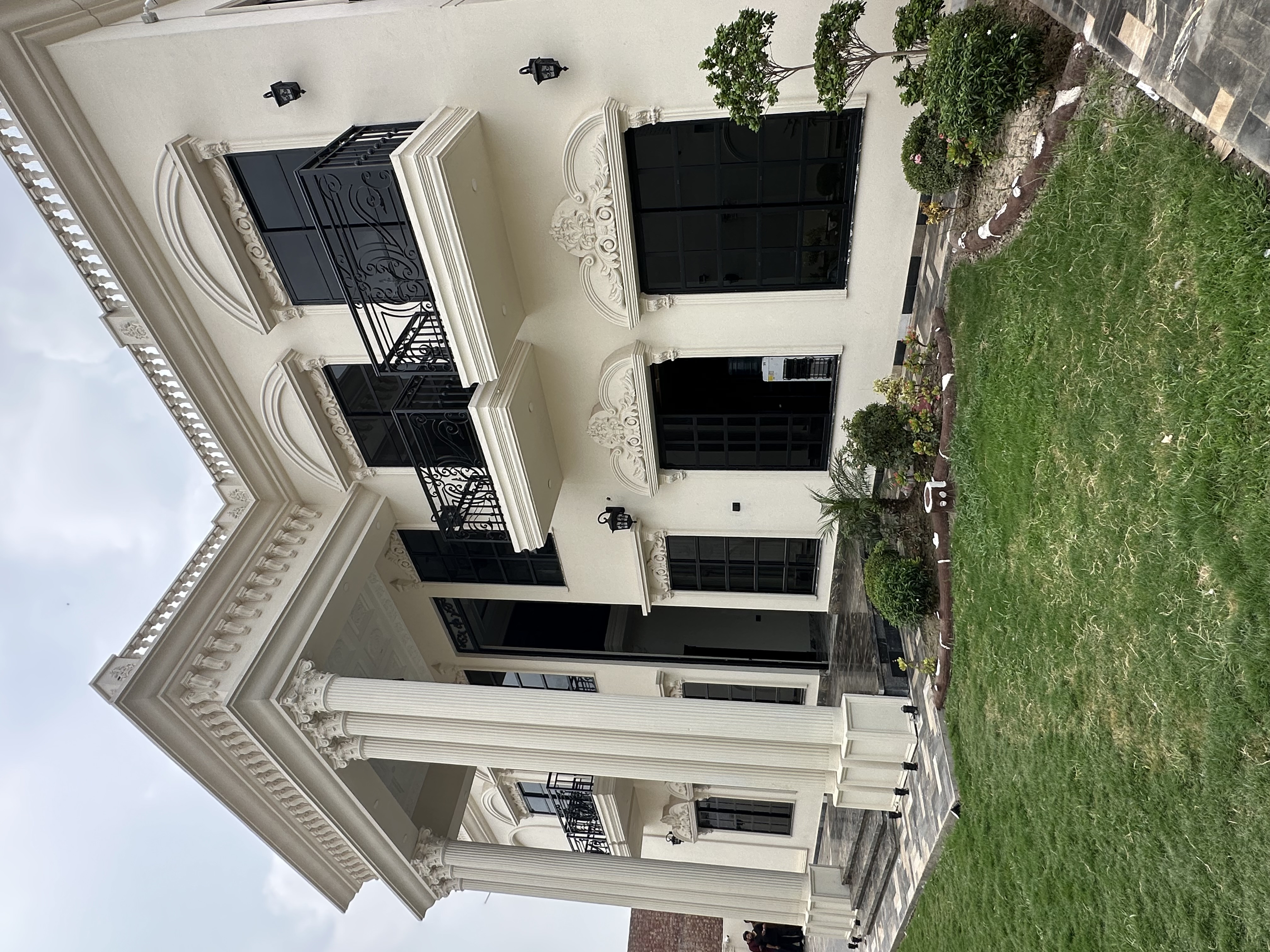 Project gallery image 8