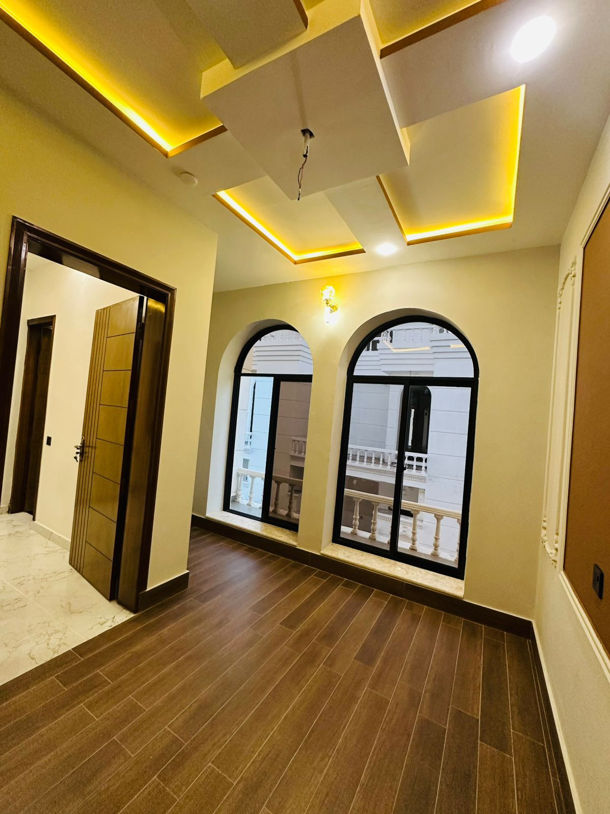 Property gallery image 13